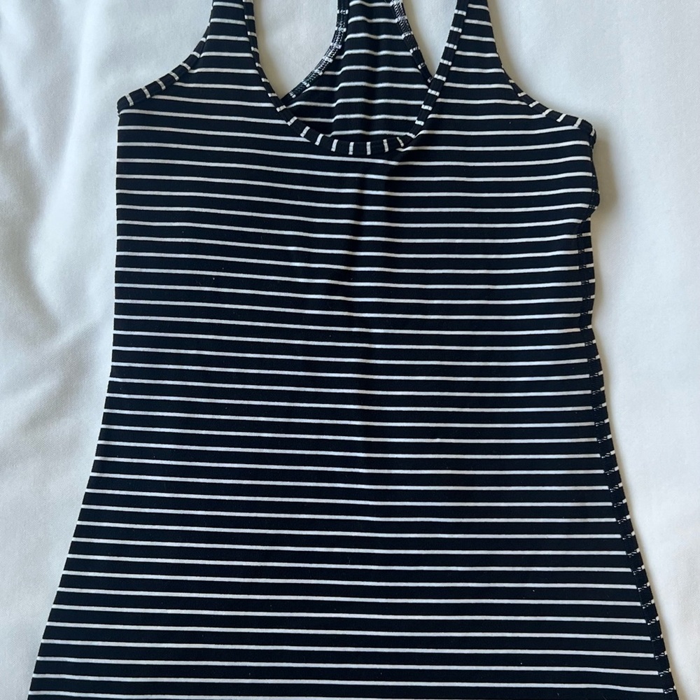 Lululemon Racer Back Tznk - Picture 2 of 3